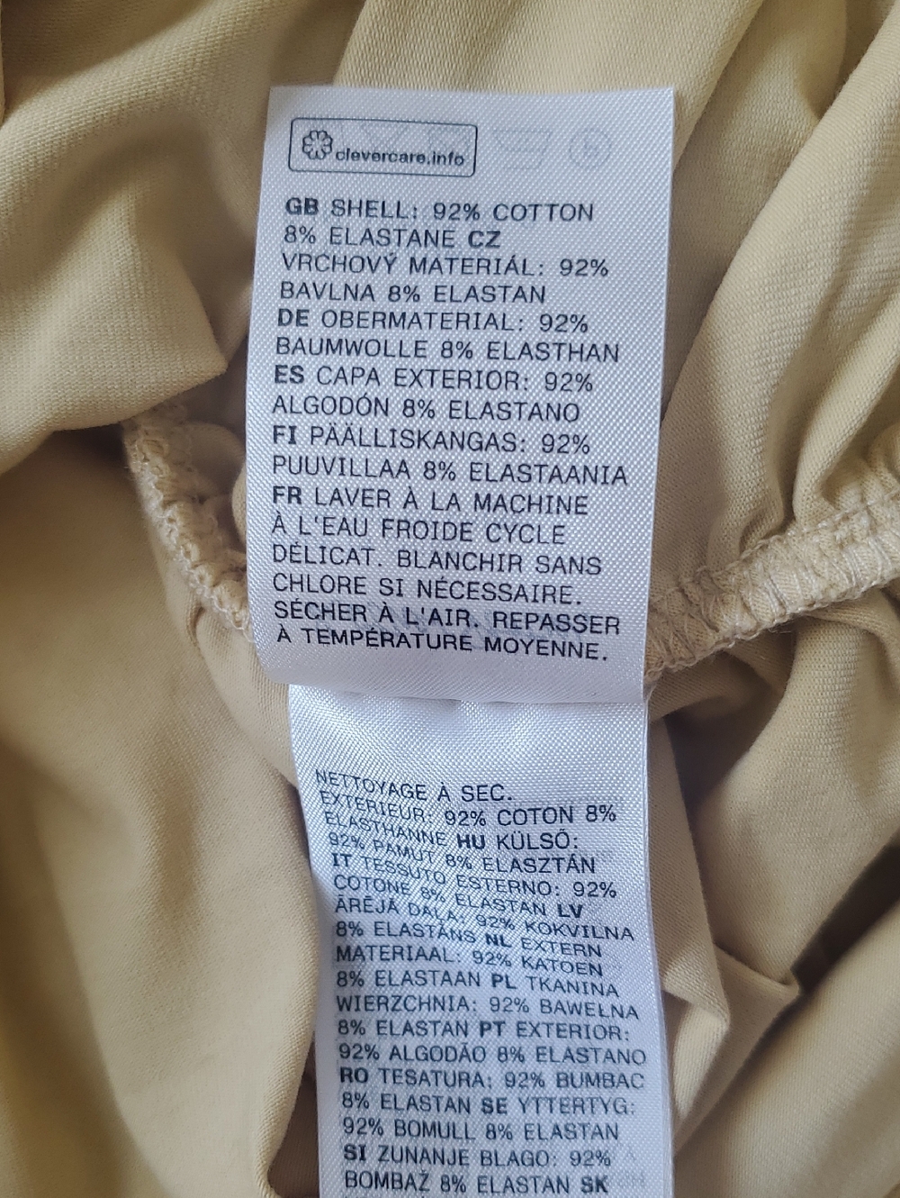 Sleeveless Mock-Neck Top light yellow - Picture 5 of 6